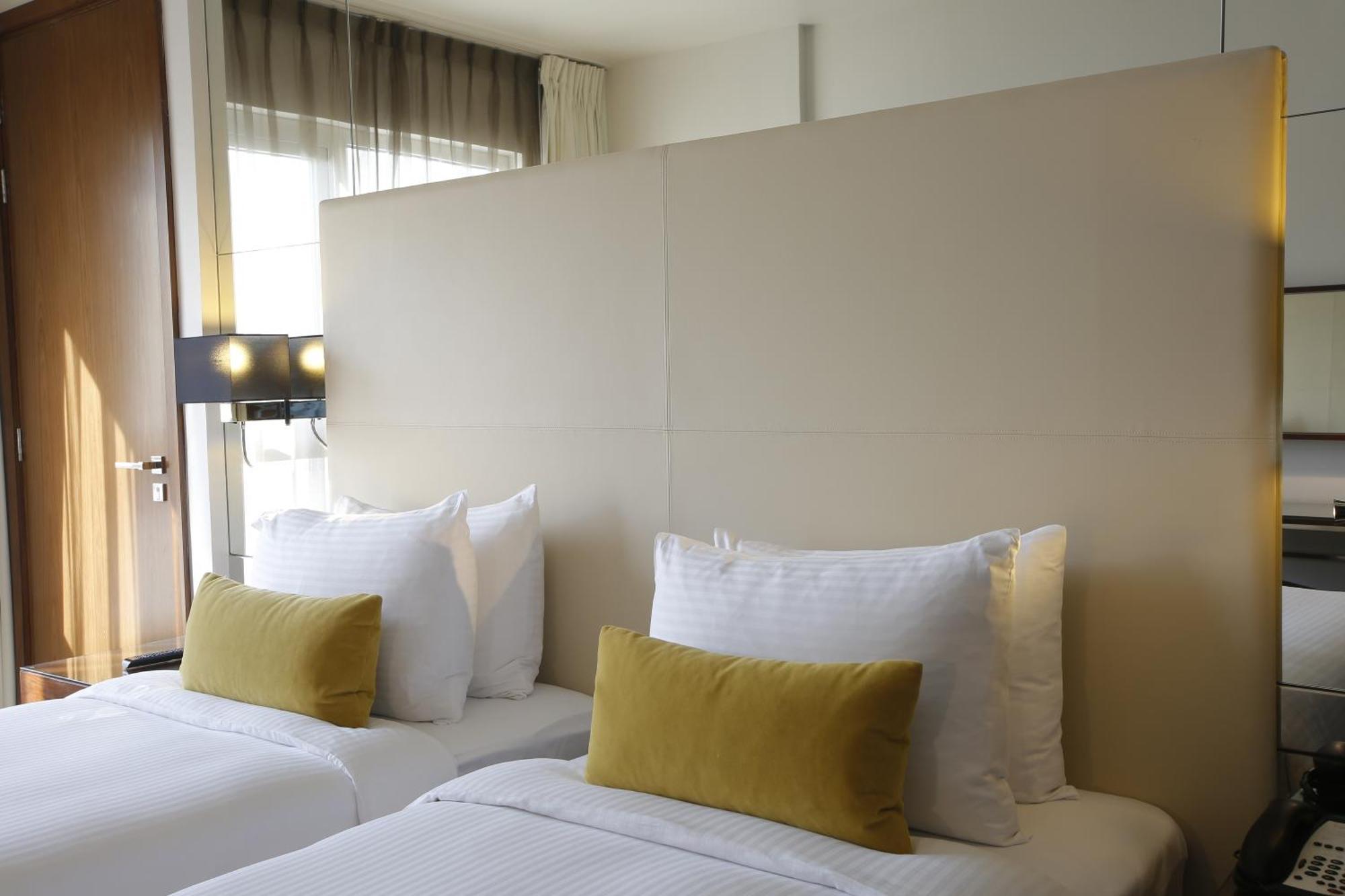 Centro Capital Doha - By Rotana Hotel Exterior photo