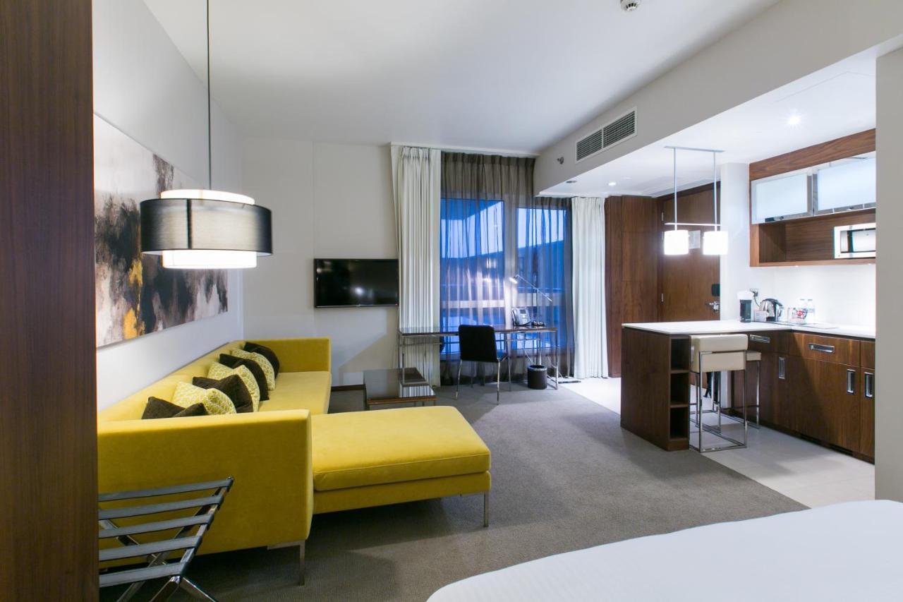 Centro Capital Doha - By Rotana Hotel Exterior photo